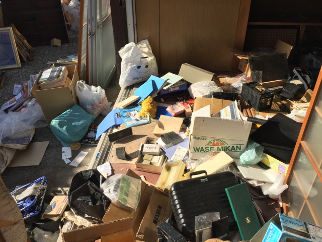 ゴミ屋敷